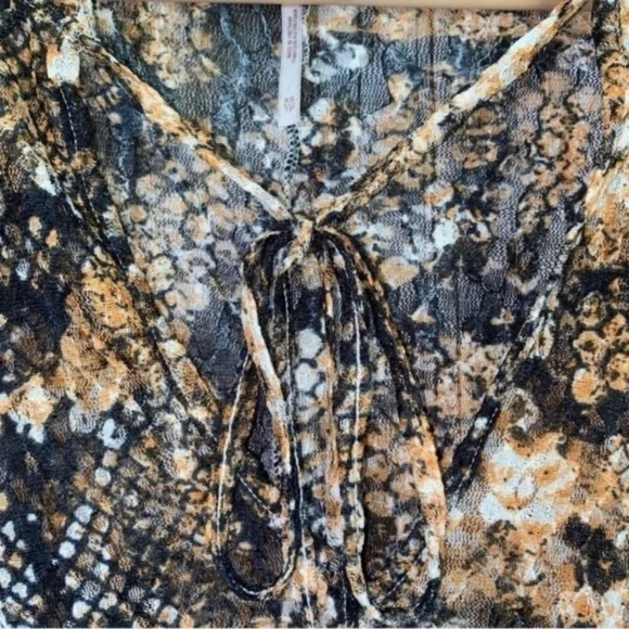 Free People Out For The Night Snake Print Sheer Blouse Oversized Boho Revolve XS - Picture 7 of 13